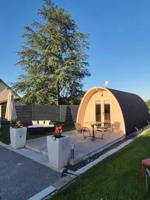 A small, comfortable cabin in a village. - Image 5