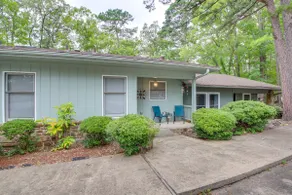 Lake Desoto Retreat: Private Dock & Resort Perks! - Image 3