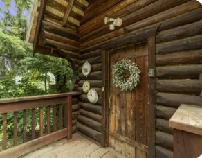 Charming Log Home Lake & Mountain views/w hot tub - Image 3