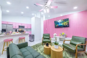 La Casa Rosada | 6 People | Pool Table | Laundry | Parking - Image 4