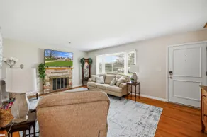Spacious remodeled family home in Hermitage - Image 2
