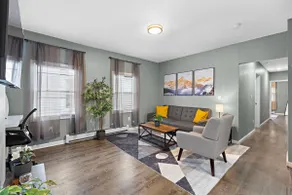 Modern 3BR, Private Parking, 30 Minutes to NYC, World Cup - Image 2