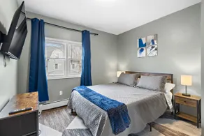 Modern 3BR, Private Parking, 30 Minutes to NYC, World Cup - Image 2