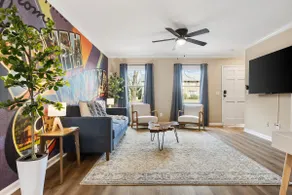 2BR 1.5BA Stylish Condo Near Hospitals - Shopping - Image 2