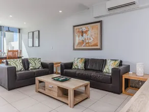 Paradiso Paradise - 3 Bed Apt with Balcony - Image 2