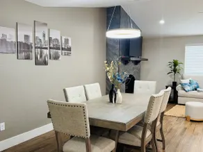 4BR I 3BA Near DT & Airport I Fast WIFI & Office - Image 2