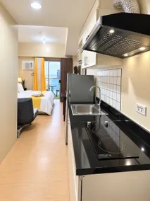 AJ Sundiva Tower w balcony - Image 3