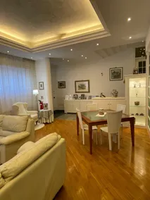 Entire apartments of about 128 square meters - Image 5