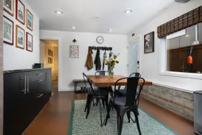 Cozy Modern Style | Quiet, Walkable, Easy Parking - Image 5