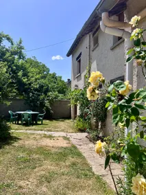 La Martinèche, country house with a beautiful garden - Image 5