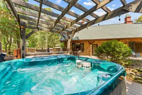 Custom Secluded Carriage House! HotTub! Cmty Pool! - Image 5
