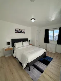 Cozy blue house - Image 3