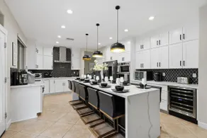 Luxury 8BR 5.5Bath Home w/Heated Pool & Game Room - Image 5
