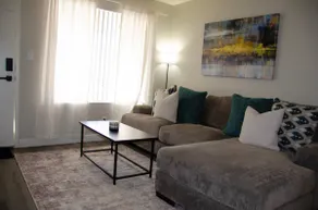 Spacious, Comfy, Quiet, Pool, Hot Tub, Gym, & More - Image 2