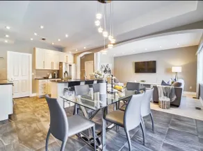 Modern home away from home in Courtice - Image 5