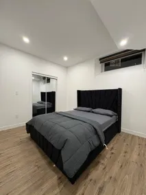 Luxury Walkout Basement Suite in Winnipeg - Image 3