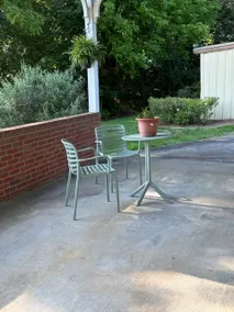 Granny Lou’s Place - Image 4
