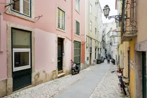 Bica Duplex | Walk to Chiado & Cais do Sodré - Image 5