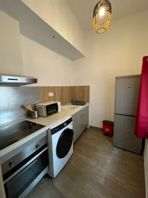 Location studio centre ville Isle sur la sorgue - Image 5