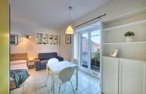 Varenna Beach Apartment - Image 3