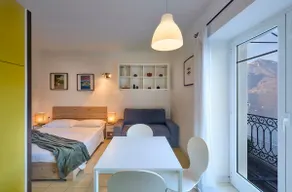 Varenna Beach Apartment - Image 5