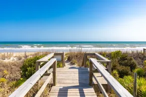 Pool + 6-Person Golf Cart | Emerald Isle - Image 4