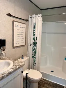 Hideaway Home - 2 bedroom-2 bath-full-kitchen - Image 4