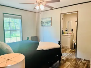 Hideaway Home - 2 bedroom-2 bath-full-kitchen - Image 5
