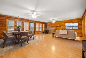 HUGE KY Lake House + Ultimate Amenities - Image 4