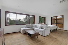3 story hideaway in Beverly Hills - Image 3
