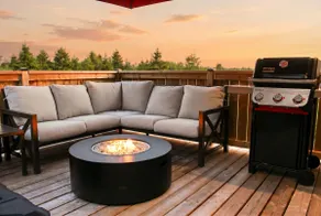 Luxury PEI Escape | Hot Tub • EV Charger • E-Bikes - Image 4