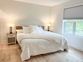 Luxury PEI Escape | Hot Tub • EV Charger • E-Bikes - Image 5