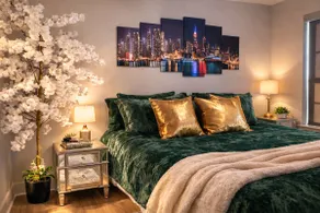 Entire 1 Bd apt. Free Parking. Steps to night life - Image 3
