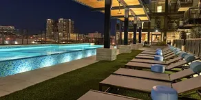 Entire 1 Bd apt. Free Parking. Steps to night life - Image 2