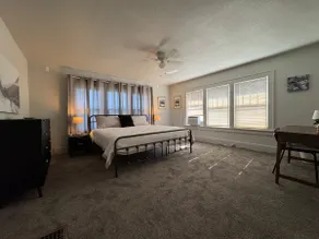 (West) Spacious & Historic Downtown Duplex - Image 5