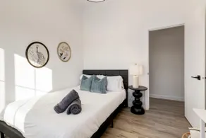 ”Cozy Up” Brand new 3 Bdrm TH in Killarney! - Image 5