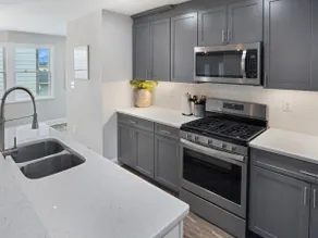 Luxury Condo In Downtown Frederick - Image 2