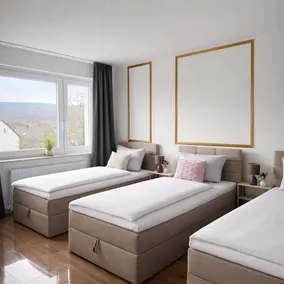 Penthouse with Deister view & balcony - Image 4