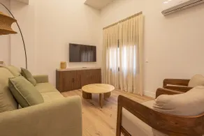 Dobo Ejido, Ground Floor Studio - Image 5