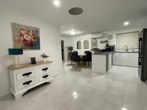 Cosy home with big yard for family fun - Image 4