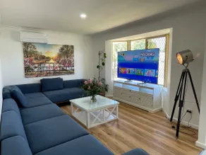 Cosy home with big yard for family fun - Image 2