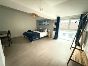 Spacious 4-room apartment + billiards, chic & friendly atmosphere - Image 3