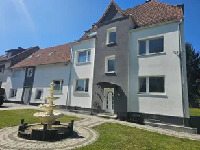 Exclusive apartment with plenty of space and tranquility - Image 2