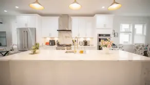 Designer 4BR DC Rowhouse: Rooftop & City Views - Image 3