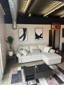 New Luxury Downtown apartment w/ Fireplace, 2 bdrm - Image 5