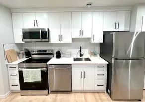 Comfy Suite Near University And Hospital - Image 3