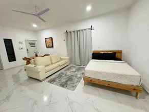 Modern & Central Deluxe Studio - Pixico #1 - Image 2