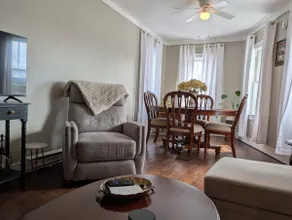 Charming Apartment Downtown Cobleskill - Image 4