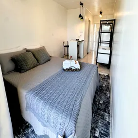 Comfortable Studio 1.5 km from FENAC No. 01, Air Conditioning and Parking - Image 3