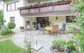 Cozy apartment with large terrace - Image 3